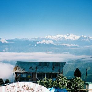 Kangchenjunga_From_Darjeeling_War_Memorial